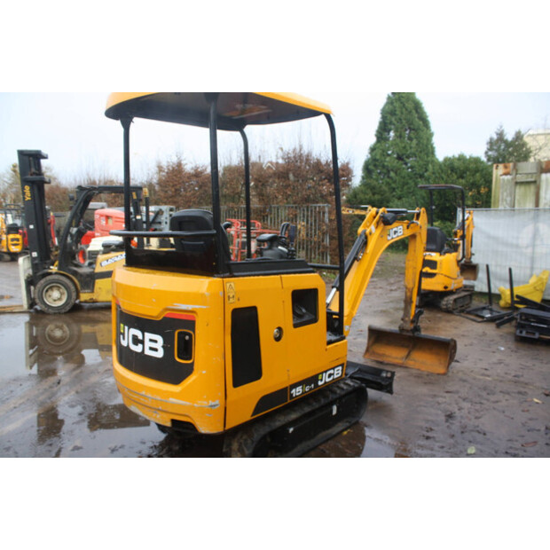 2019 جيه سي بي 15C-1-44143449