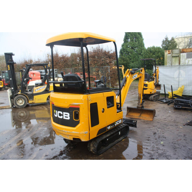 2019 جيه سي بي 15C-1-44143453