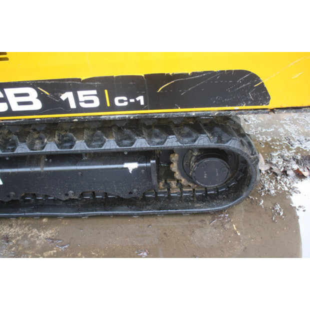 2019 جيه سي بي 15C-1-44143454