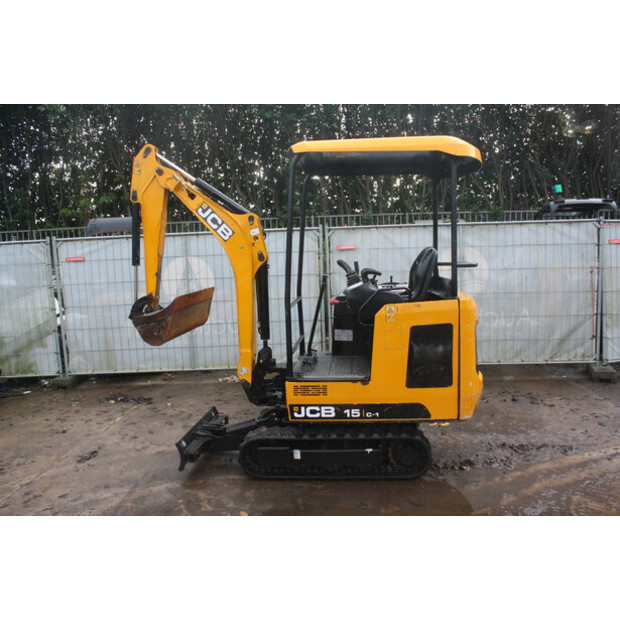 2019 جيه سي بي 15C-1-44143456