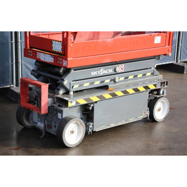 2021 SkyJack SJ3215-44143641