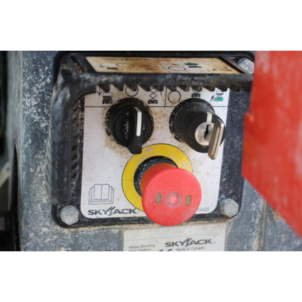 2021 SkyJack SJ3215-44143647