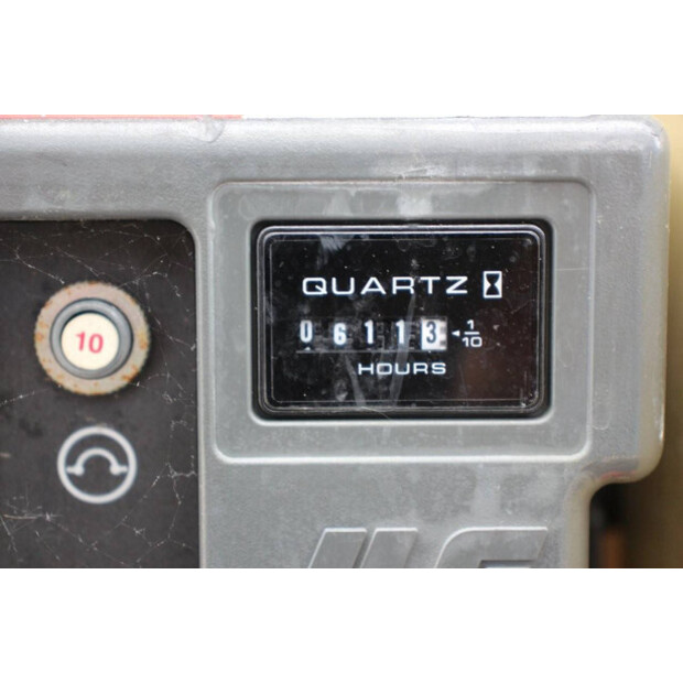 2014 جيه ال جي 2646ES-44143676