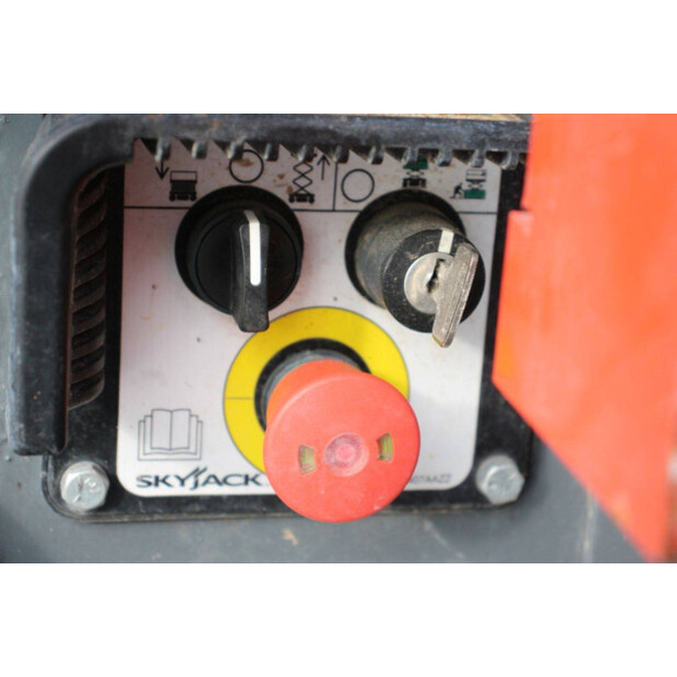 2021 سكايجاك SJ3215-44143701