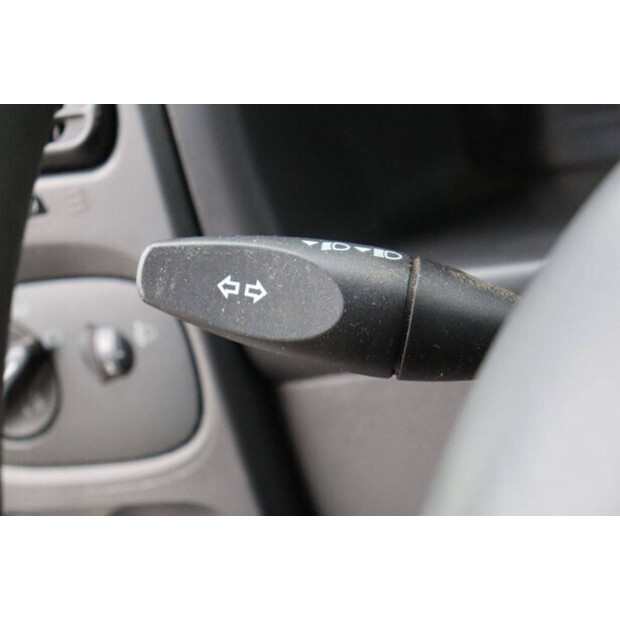 2001 Ford Transit 330M CCF Transit T330-44143740