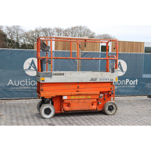 2008 جيه ال جي 2030 ES-44143757