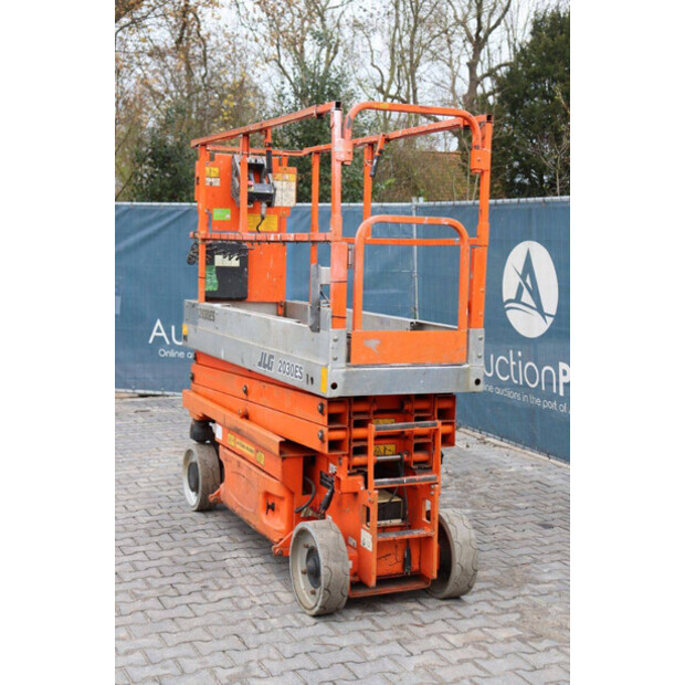 2008 جيه ال جي 2030 ES-44143760