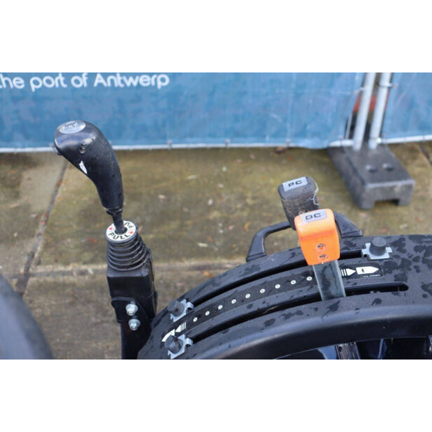 2025 Captain 263-44143938