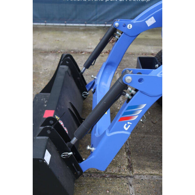 2023 Iseki TM3217H-44144048