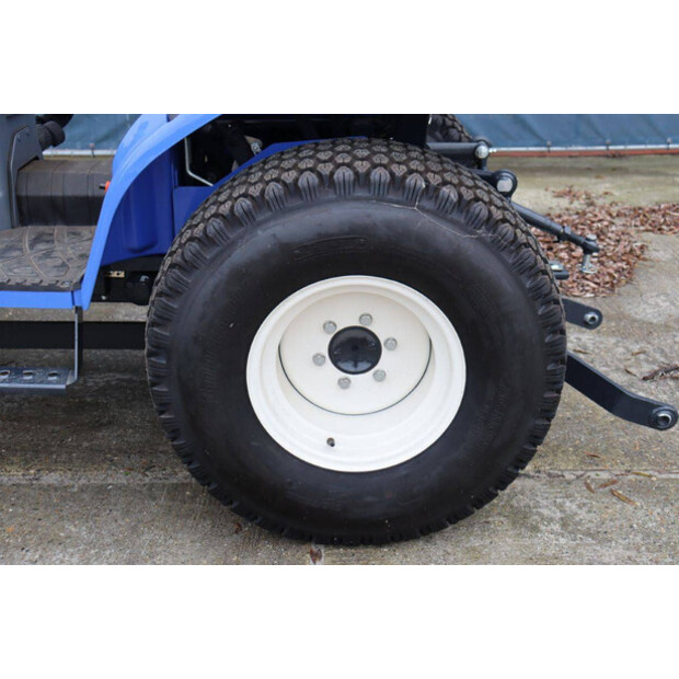 2023 Iseki TM3217H-44144051