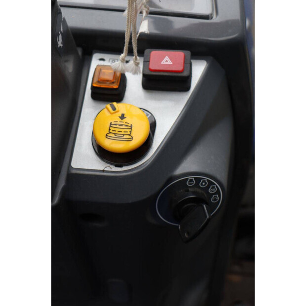 2023 Iseki TM3217H-44144067