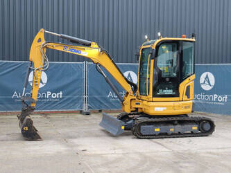 صورة ل حفارات مجنزرة اكس سي ام جي XE35E