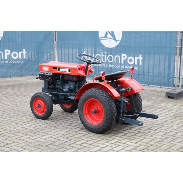 كوبوتا B5000D-44144299