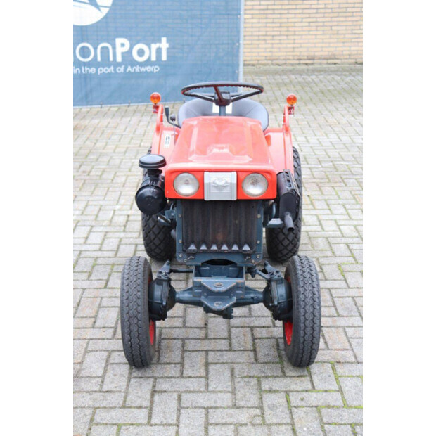 كوبوتا B5000D-44144304