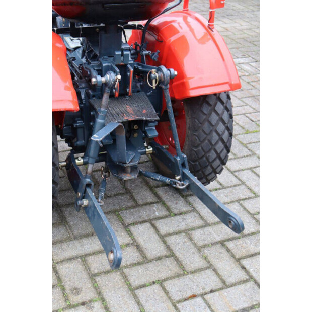 كوبوتا B5000D-44144313