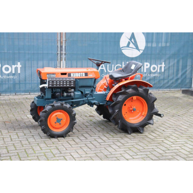 كوبوتا B7000-44144391