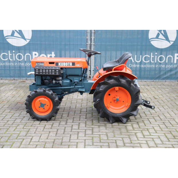 كوبوتا B7000-44144392