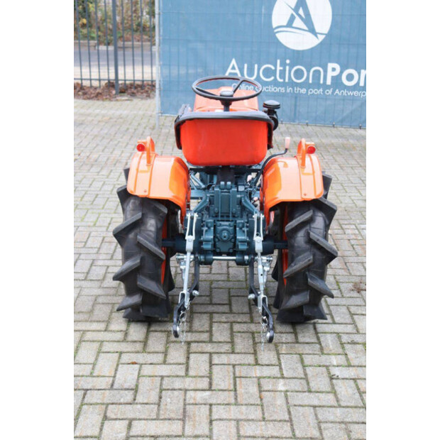 كوبوتا B7000-44144395