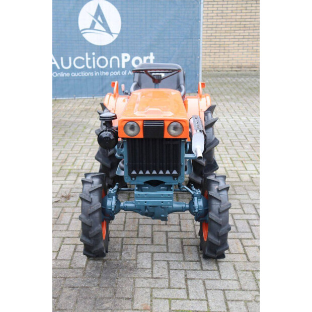 كوبوتا B7000-44144398