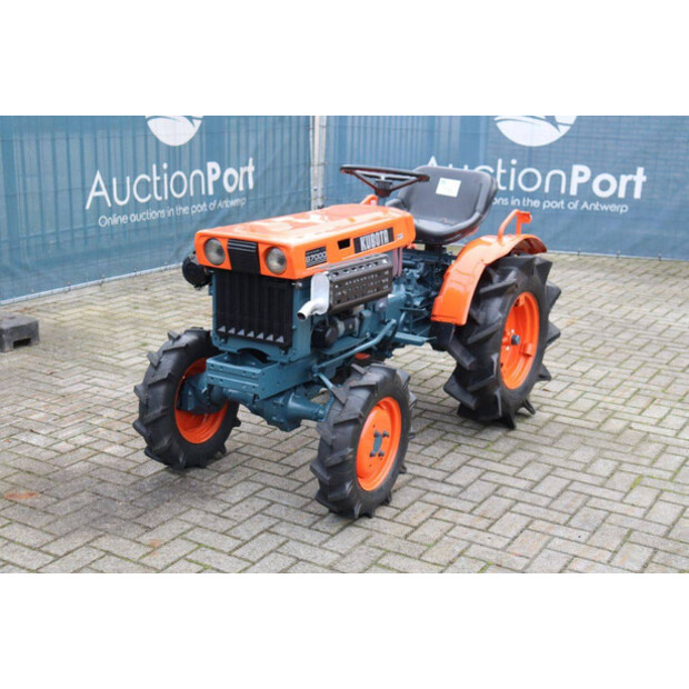 كوبوتا B7000-44144399