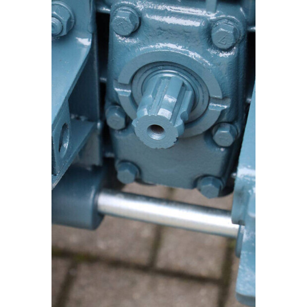 كوبوتا B7000-44144408