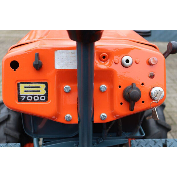 كوبوتا B7000-44144416