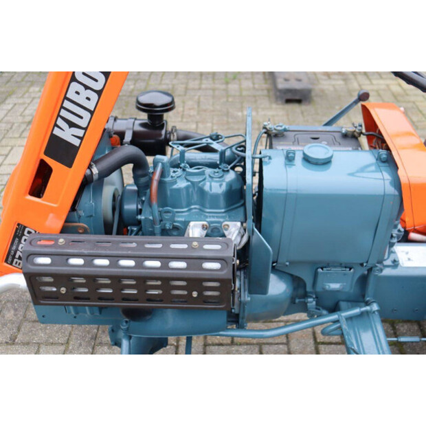 كوبوتا B7000-44144417