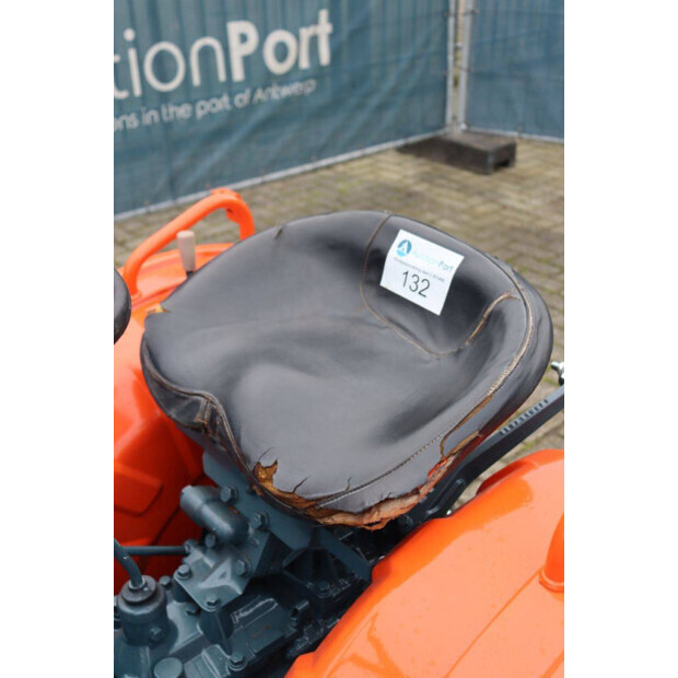 كوبوتا B7000-44144441