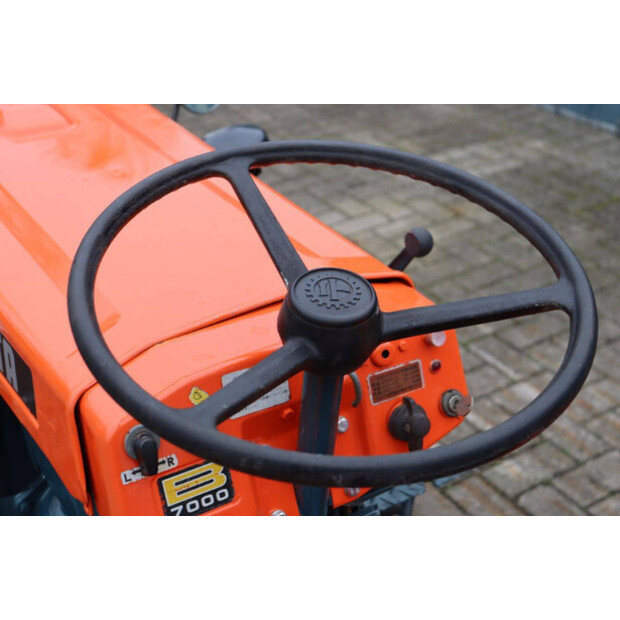 كوبوتا B7000-44144442