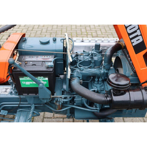 كوبوتا B7000-44144448