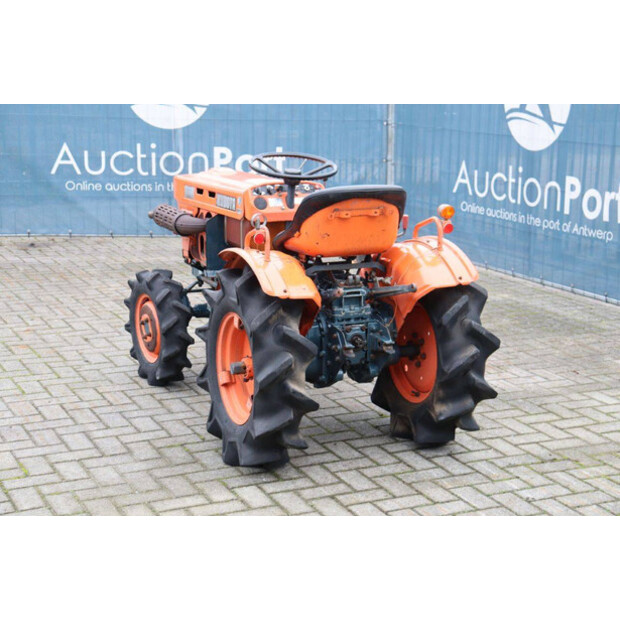 KUBOTA B7001-44144454