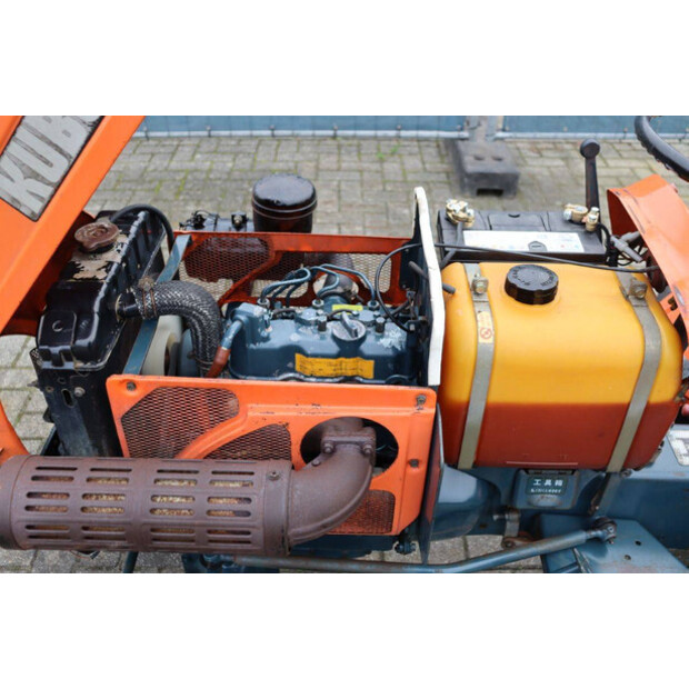 KUBOTA B7001-44144476