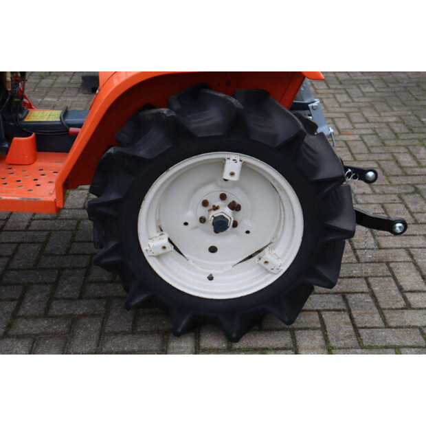 KUBOTA B1502DT-44144495