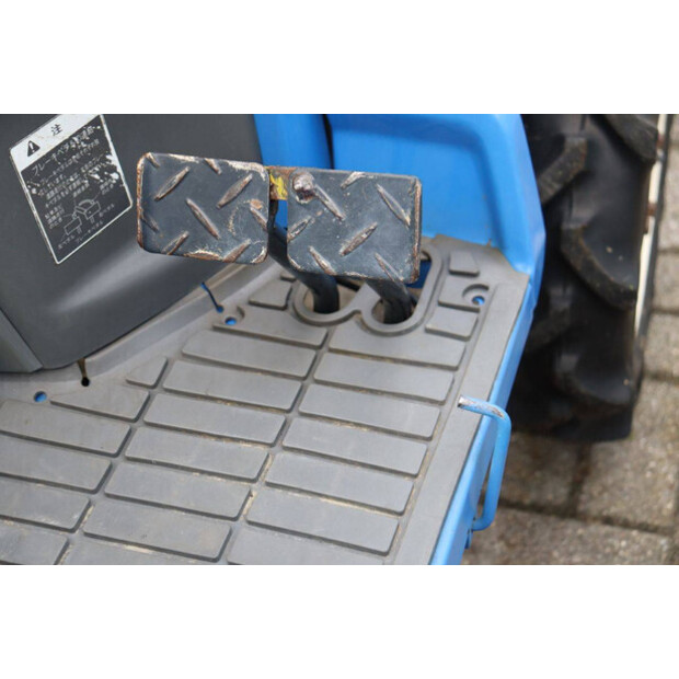 لسكي TF5F-44144607