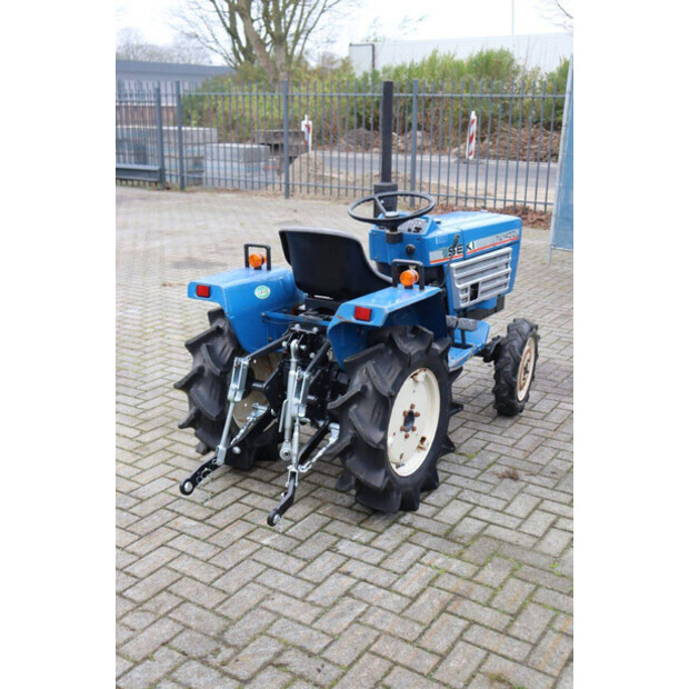 لسكي TU1400F-44144695