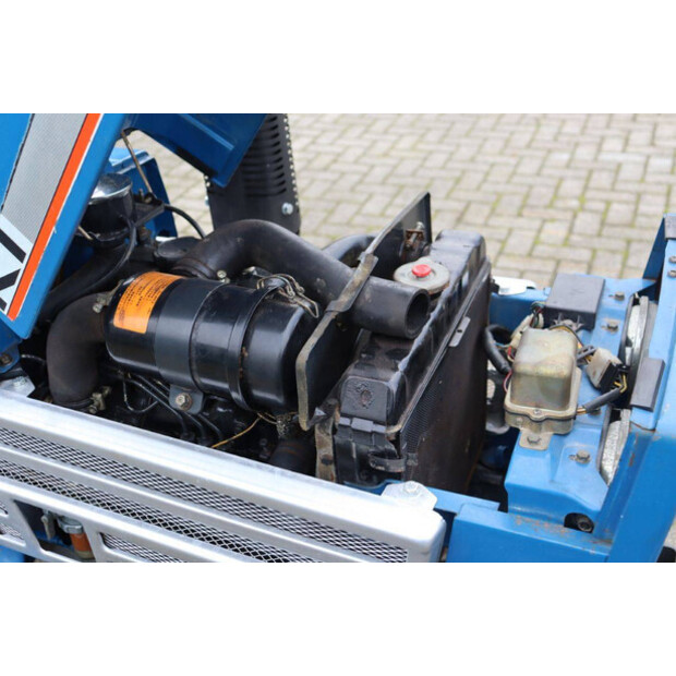 لسكي TU1400F-44144721