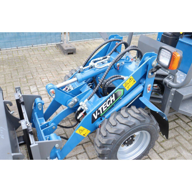 2025 في-تيك E604-44144892