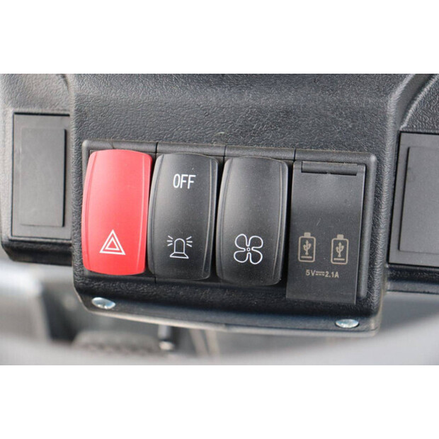 2025 في-تيك E604-44144908