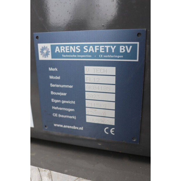 2023 في-تيك FL12-44145037