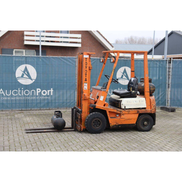 1999 تويوتا 42-4FG15-44145043