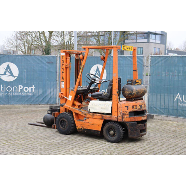 1999 تويوتا 42-4FG15-44145045