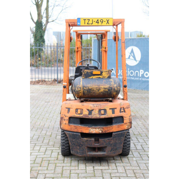 1999 تويوتا 42-4FG15-44145047