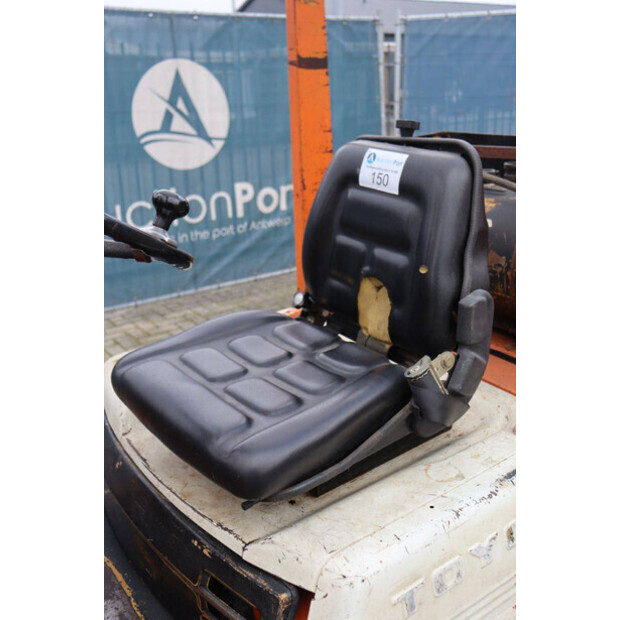 1999 تويوتا 42-4FG15-44145068