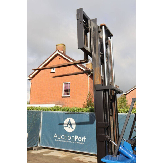 1995 Clark C 500Y155-44145209