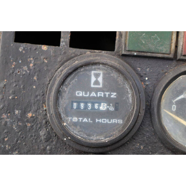 1994 كالمار 10-600-44145236