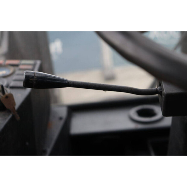 1994 كالمار 10-600-44145237