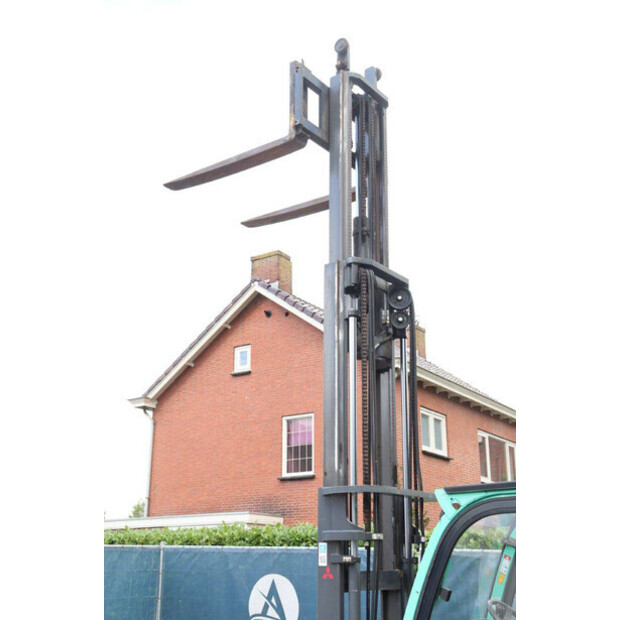 2018 MITSUBISHI FD45NT-44145350