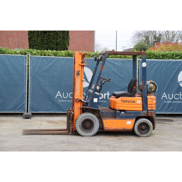 1990 Toyota 42-5FG14-44145452