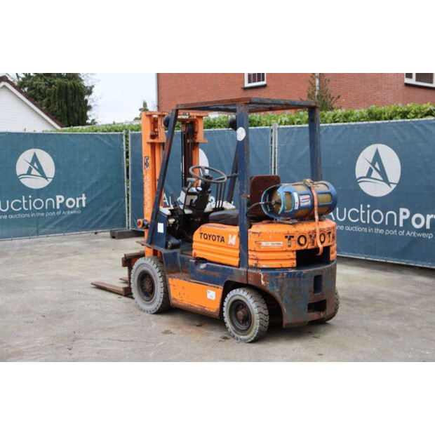 1990 Toyota 42-5FG14-44145455