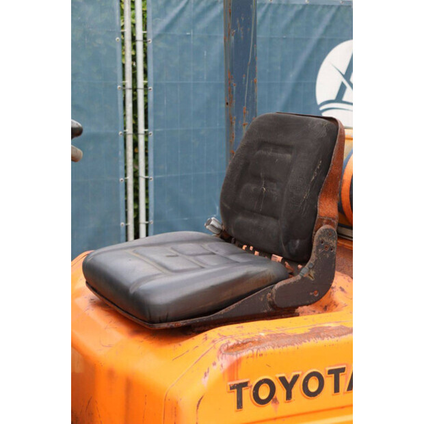 1990 Toyota 42-5FG14-44145475